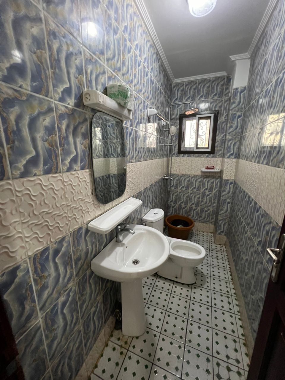 Property Gallery Image 2