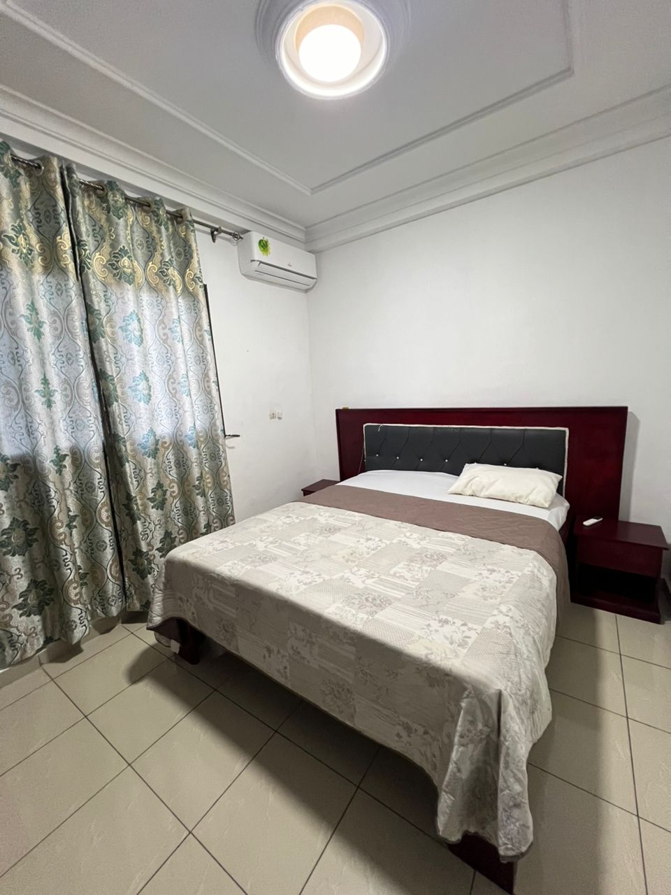 Property Gallery Image 2