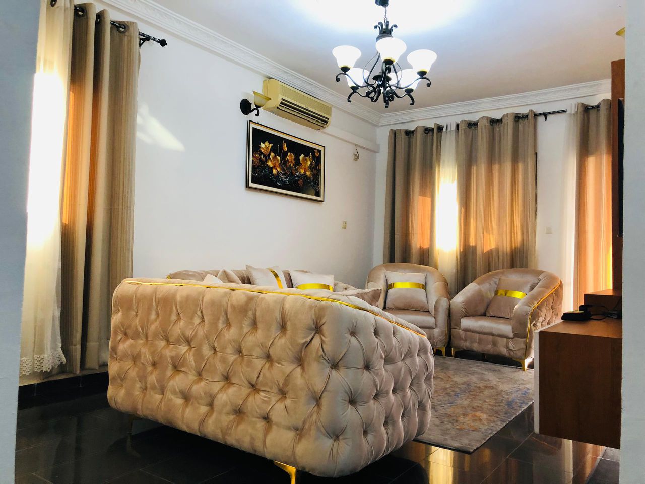 Property Gallery Image 21