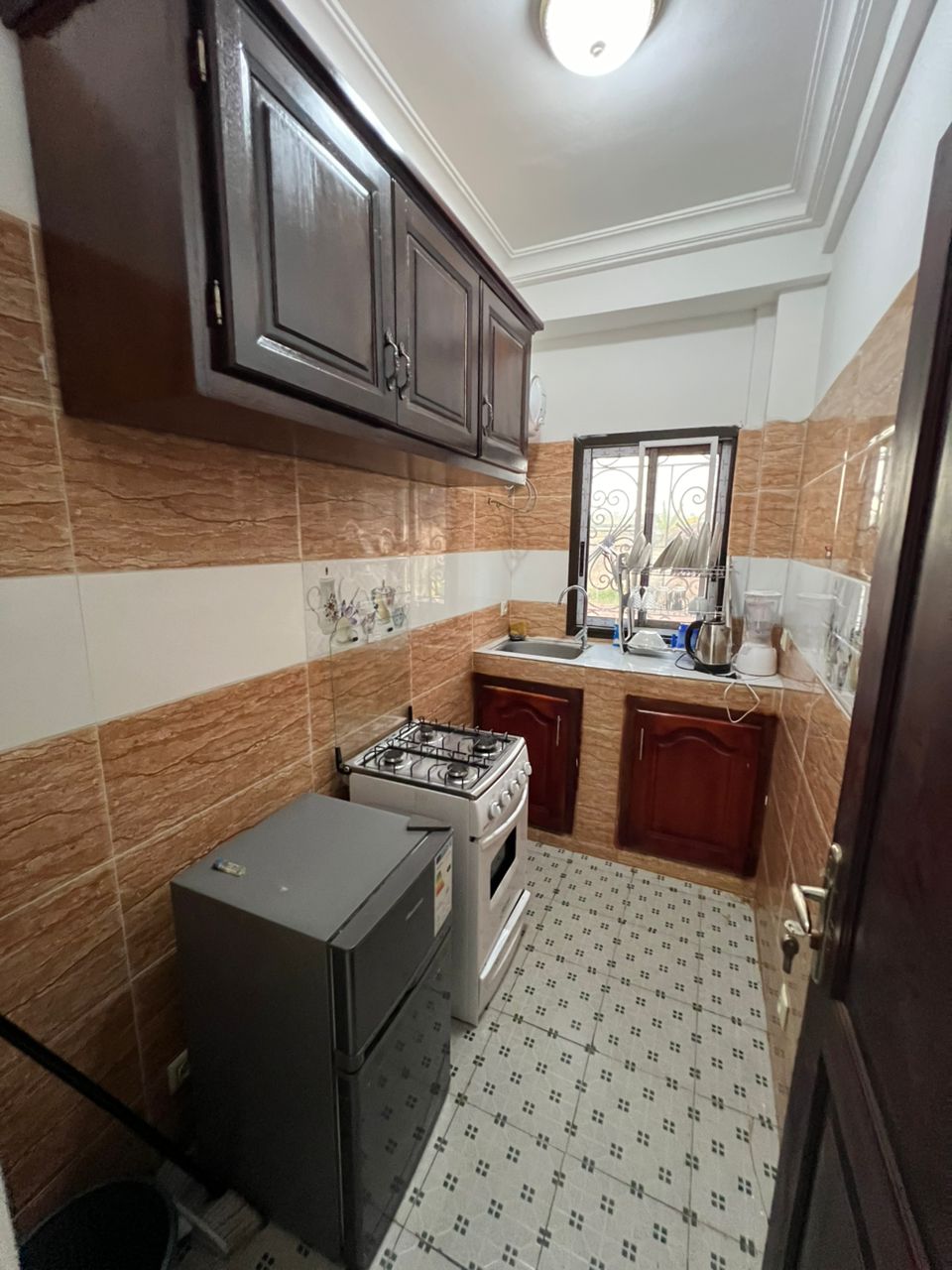 Main view of Studio (Meubles) 301