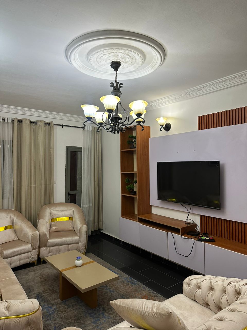 Property Gallery Image 13