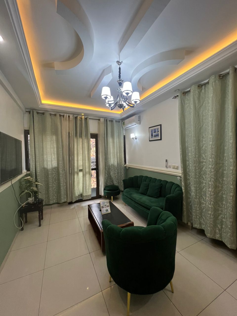 Property Gallery Image 3
